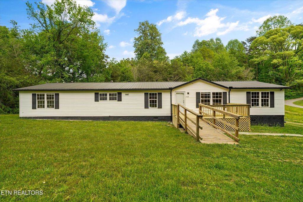 Photo of 238 Bullard Ford Rd, Harriman, TN 37748 (MLS # 1337583)