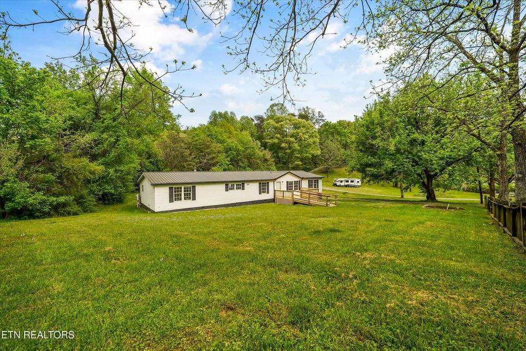 Photo of 238 Bullard Ford Rd, Harriman, TN 37748 (MLS # 1337583)