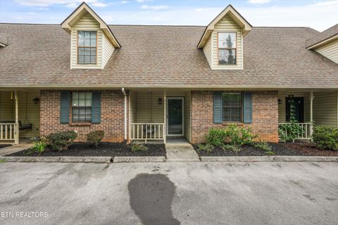 Photo of 9005 Fountain Brook Lane, Knoxville, TN 37923 (MLS # 1348198)