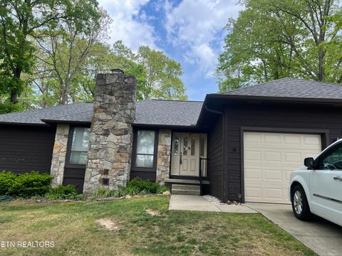 Photo of 493 Lakeview Drive, Crossville, TN 38558 (MLS # 1338354)