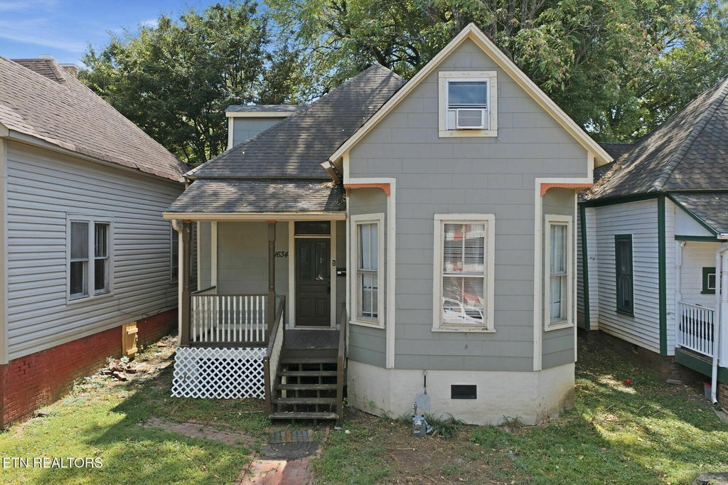 Photo of 1634 Forest Ave, Knoxville, TN 37916 (MLS # 1355134)