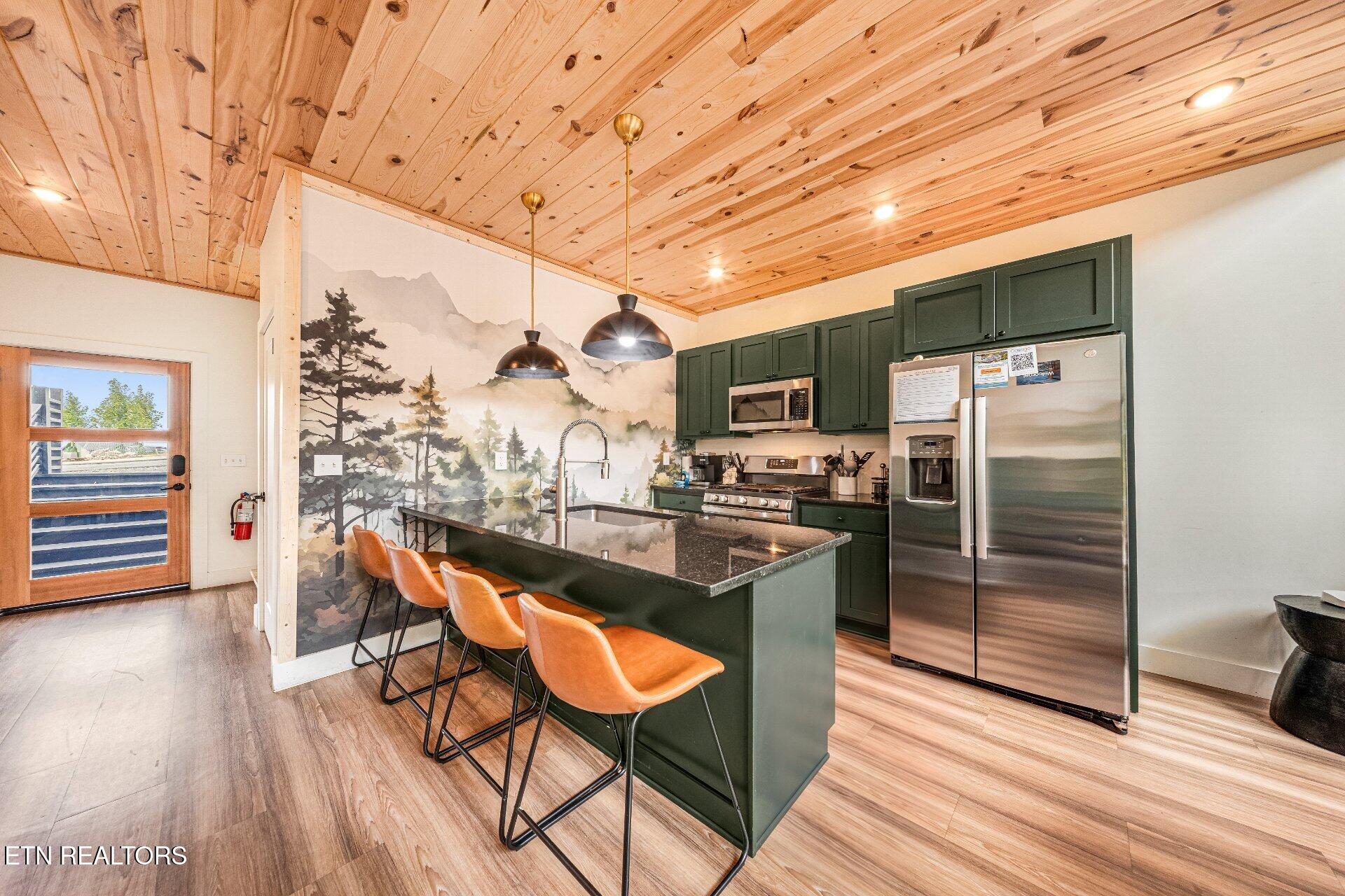 1259 Reedmont Way