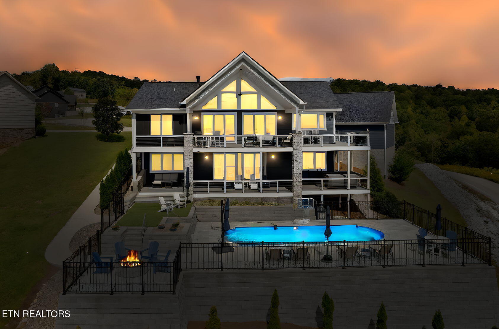 115 Pinnacle Lane