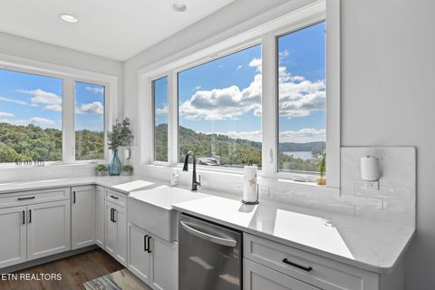 Tiny photo for 115 Pinnacle Lane, LaFollette, TN 37766 (MLS # 1317209)