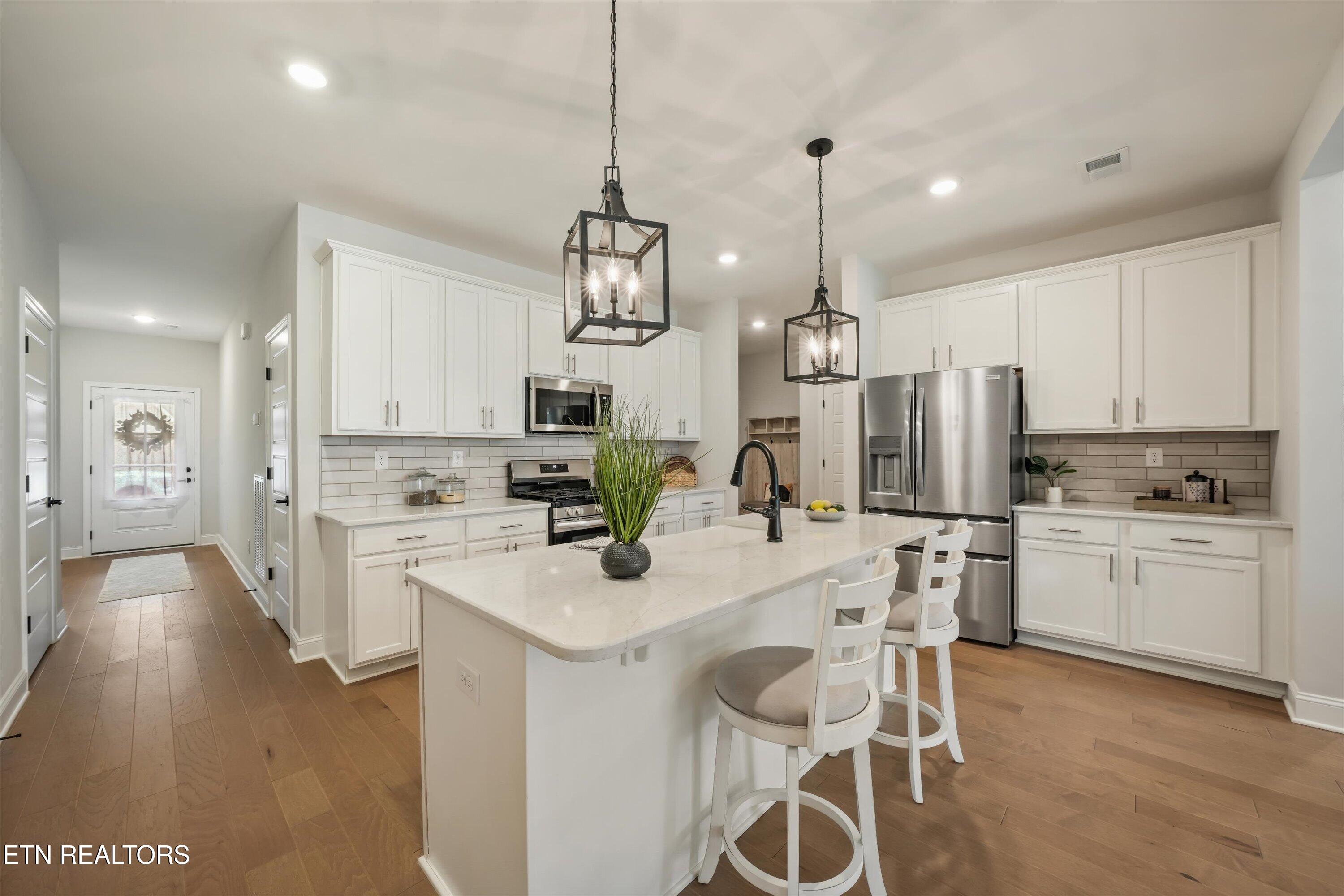 11161 Narrow Leaf Drive