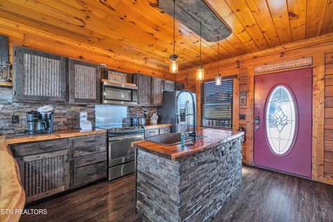 Tiny photo for 1551 Rainbow Ridge Rd, Sevierville, TN 37862 (MLS # 1360173)