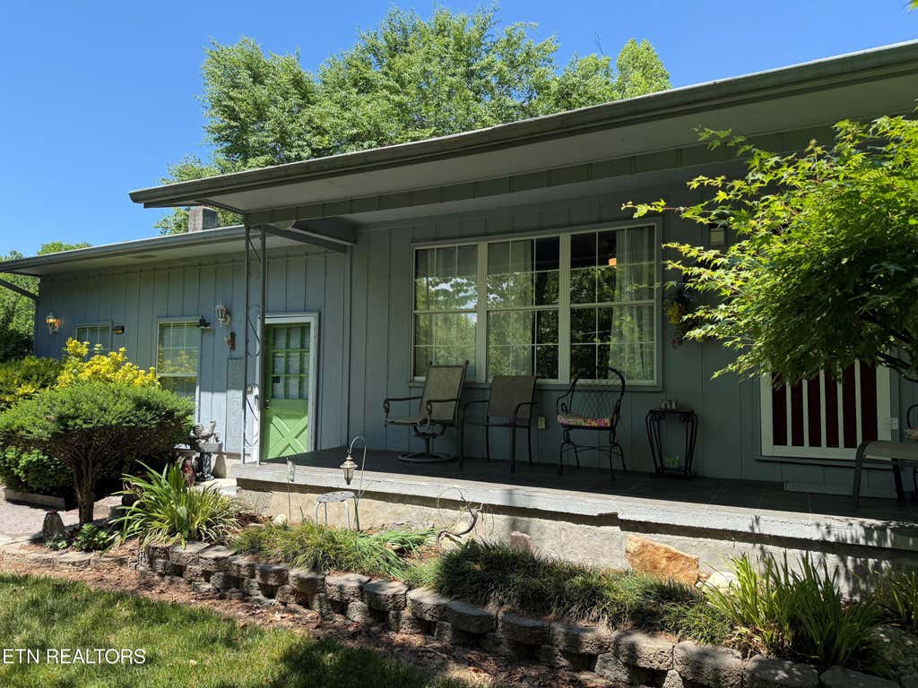 Photo of 2360 Goldrush Rd, Pigeon Forge, TN 37863 (MLS # 1344832)