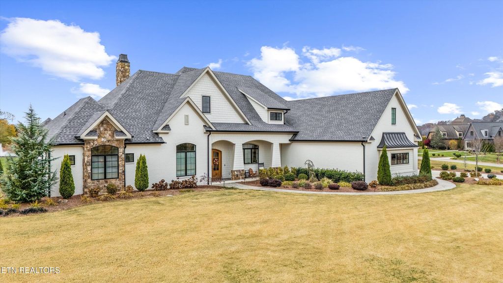 Photo of 3727 Edgewater Way, Louisville, TN 37777 (MLS # 1284196)