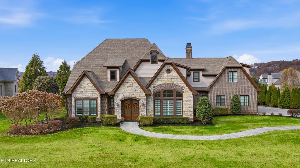 Photo of 3713 Edgewater Way, Louisville, TN 37777 (MLS # 1334967)