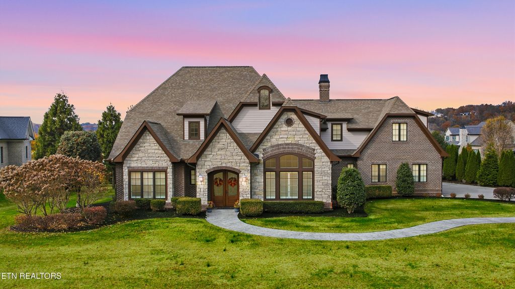 Photo of 3713 Edgewater Way, Louisville, TN 37777 (MLS # 1334967)