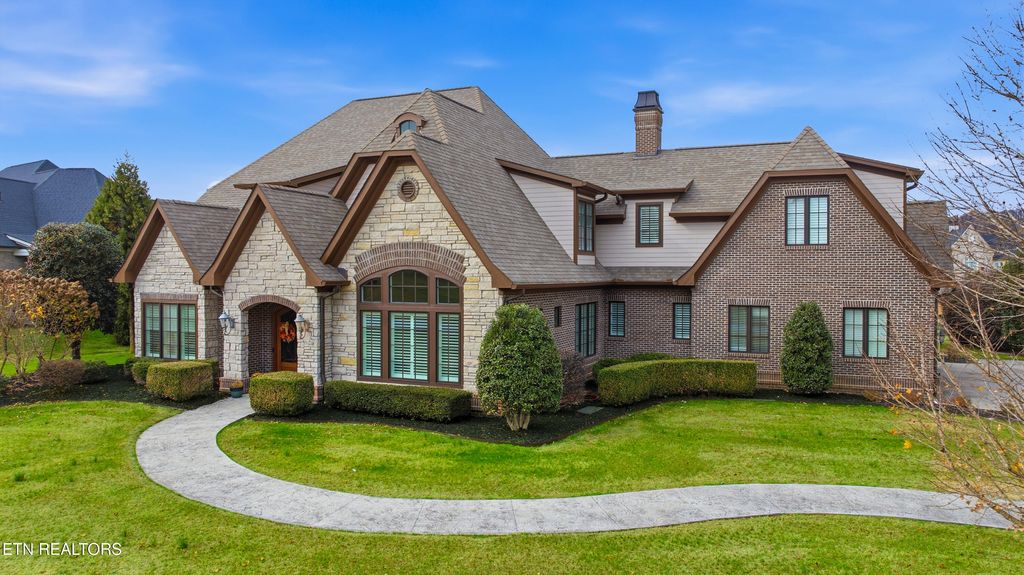 Photo of 3713 Edgewater Way, Louisville, TN 37777 (MLS # 1334967)