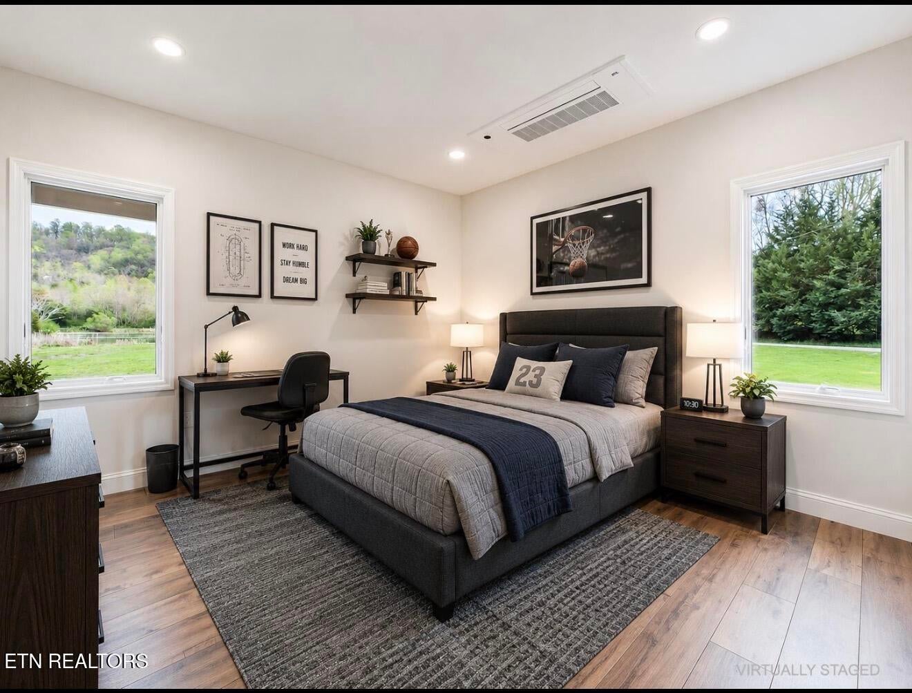 1483 Reagan Valley Rd