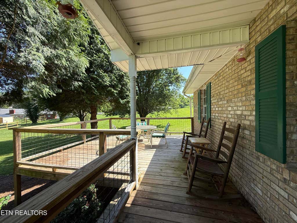 Photo of 175 Hill Top St, Huntsville, TN 37756 (MLS # 1346821)