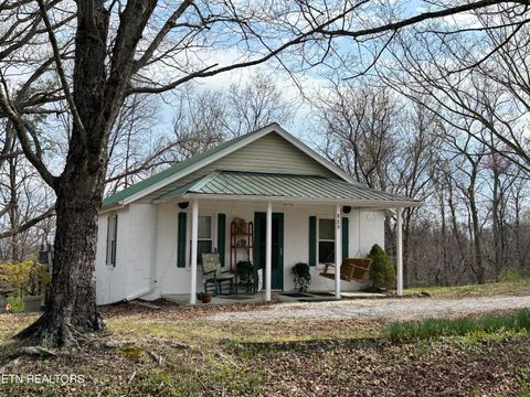 889 River Rd Jacksboro TN 37757