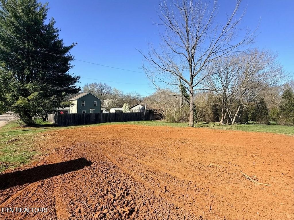 Photo of 104 Roosevelt St, Alcoa, TN 37701 (MLS # 1325301)