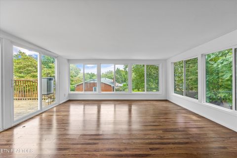 Tiny photo for 4621 Royalview Rd, Knoxville, TN 37921 (MLS # 1335786)