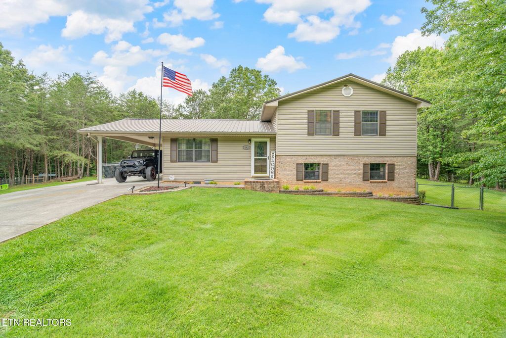 Photo of 282 Beulah Road Rd, Tellico Plains, TN 37385 (MLS # 1299714)