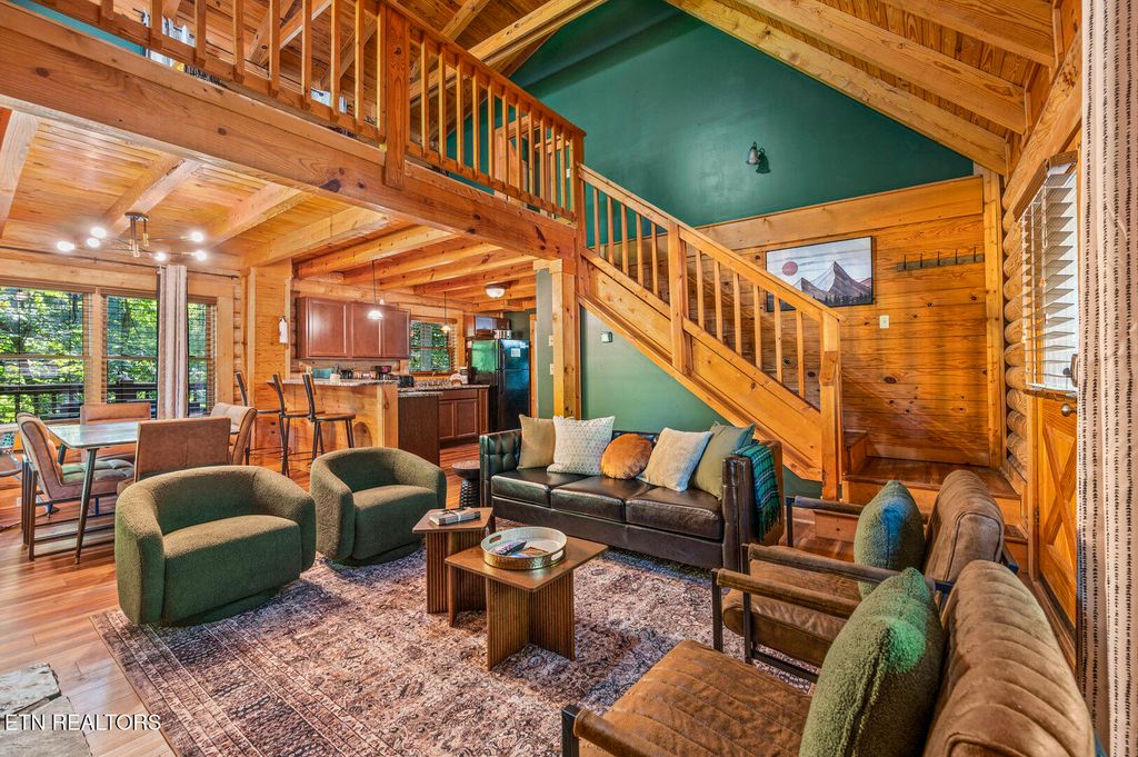 Photo of 718 Kings Hills Blvd, Pigeon Forge, TN 37862 (MLS # 1286925)