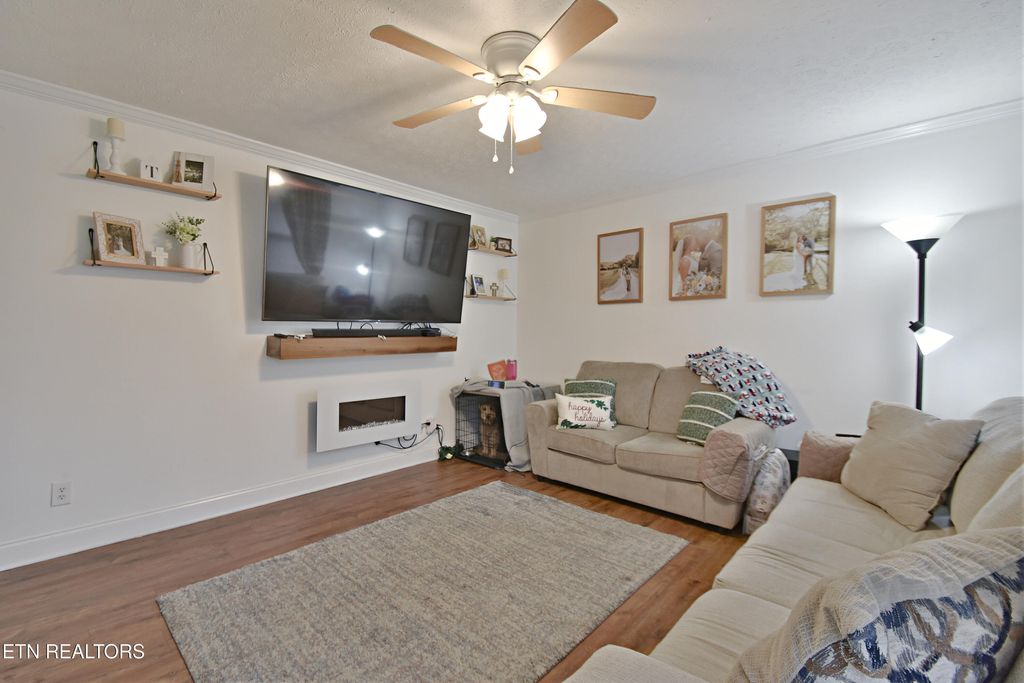 Photo of 675 Garfield St, Alcoa, TN 37701 (MLS # 1290155)