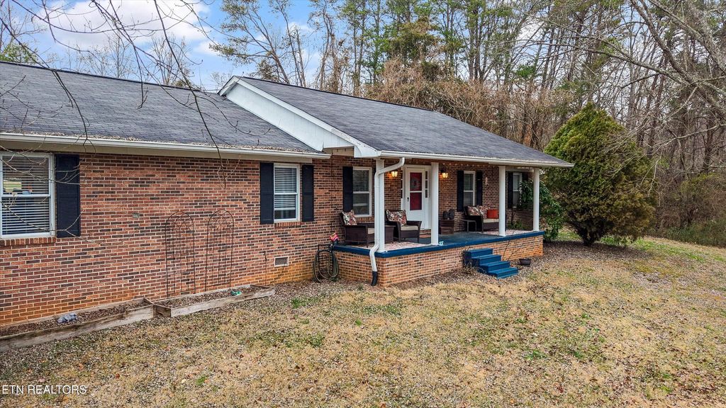 Photo of 222 Mealer Rd, Lenoir City, TN 37771 (MLS # 1326022)