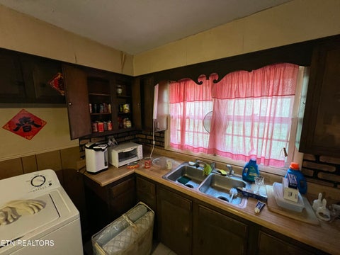 Tiny photo for 920 Oliver Springs Hwy, Clinton, TN 37716 (MLS # 1324115)