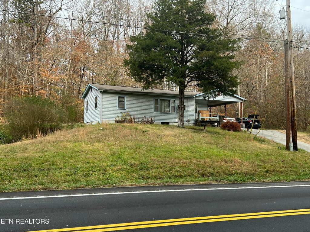 Photo of 920 Oliver Springs Hwy, Clinton, TN 37716 (MLS # 1324115)