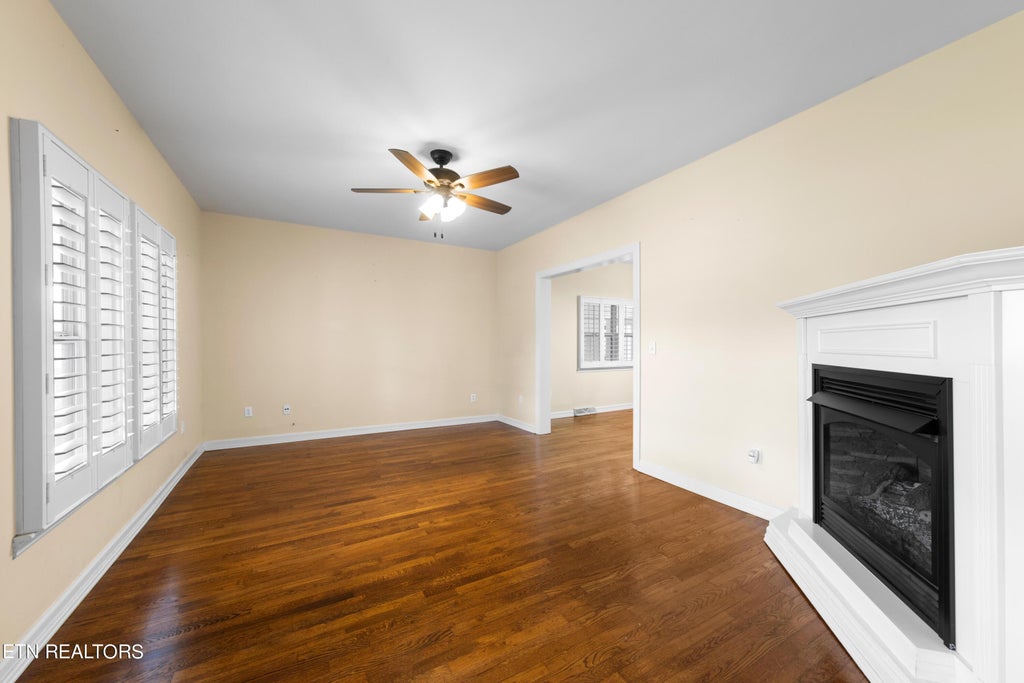 Photo of 693 Old Middlesboro Hwy, LaFollette, TN 37766 (MLS # 1358576)
