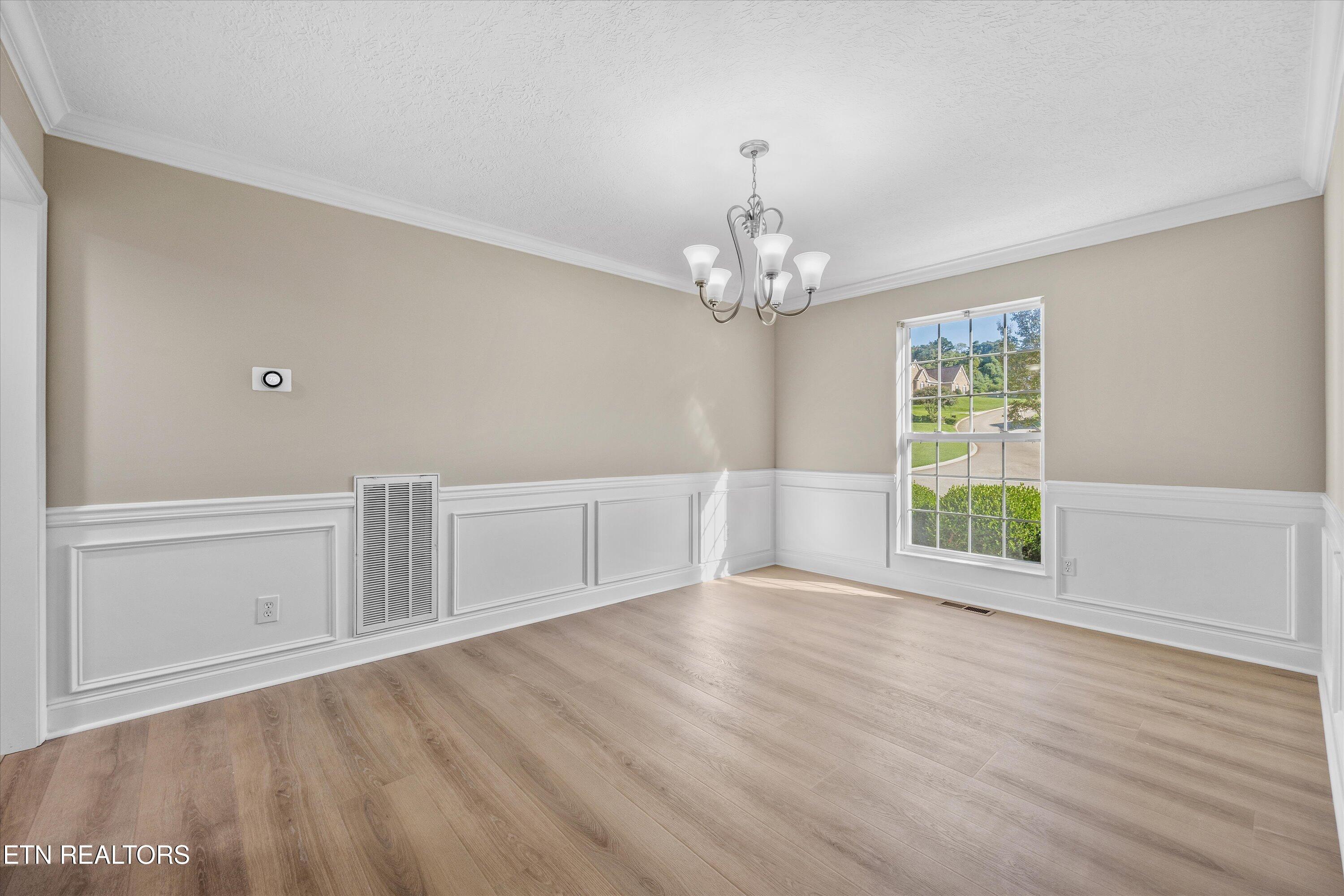 1726 Meadow Chase Lane