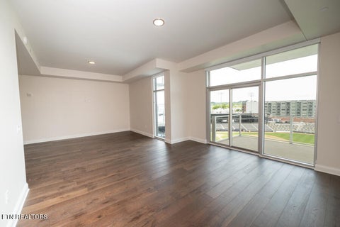 Tiny photo for 122 Stadium Way #616, Knoxville, TN 37915 (MLS # 1326165)