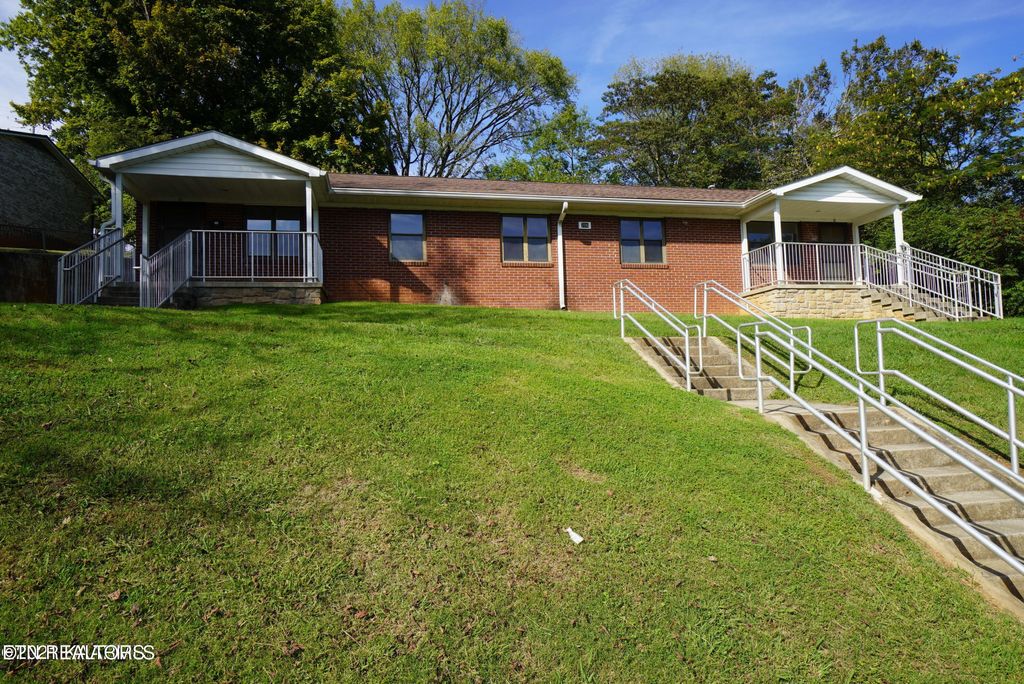 Photo of 706 Jay St #31, Jefferson City, TN 37760 (MLS # 1320125)