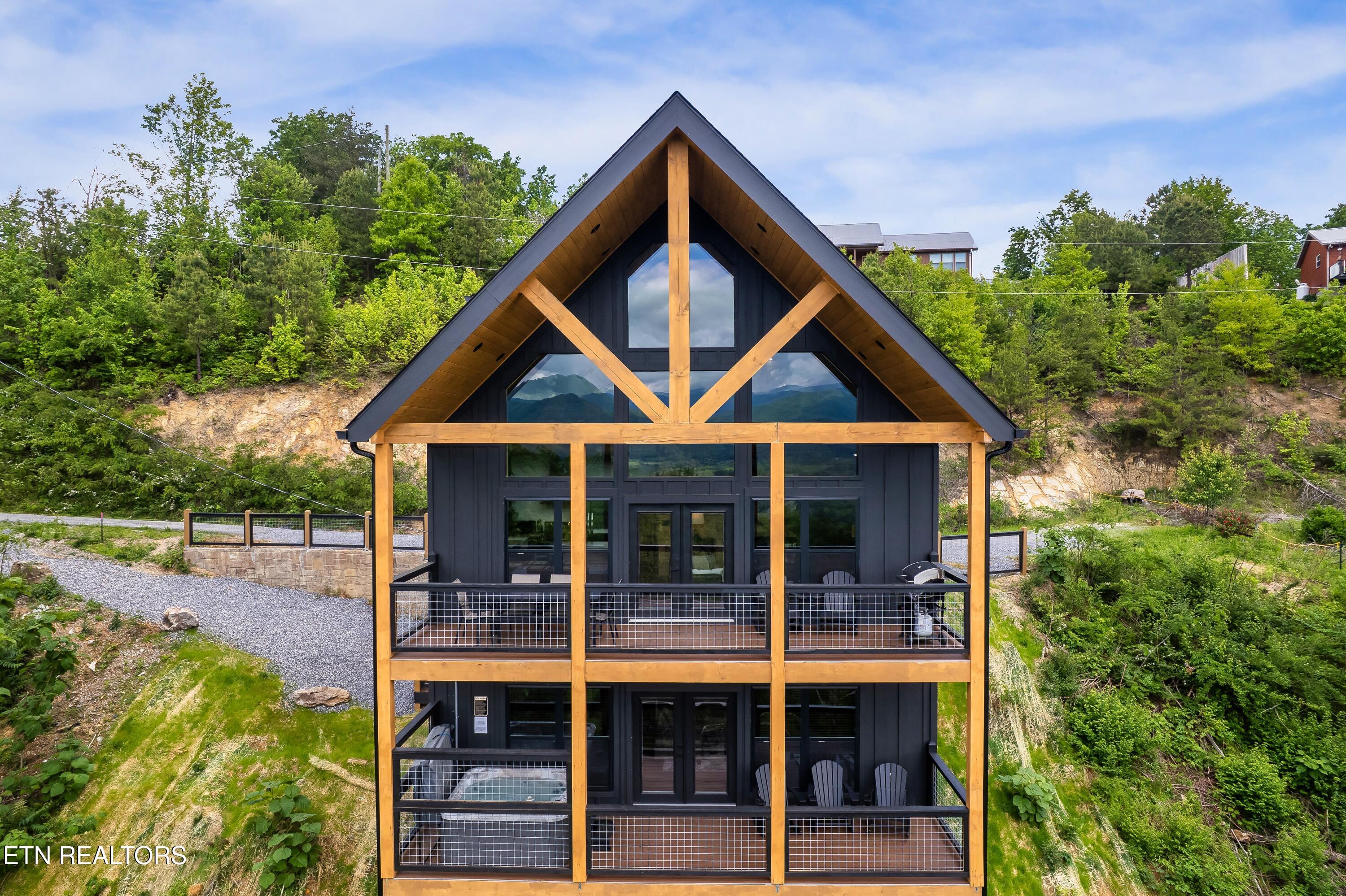 2715 Indigo Lane