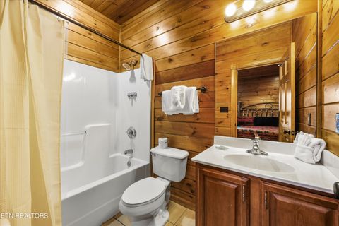 Tiny photo for 826 Great Smoky Way, Gatlinburg, TN 37738 (MLS # 1329417)