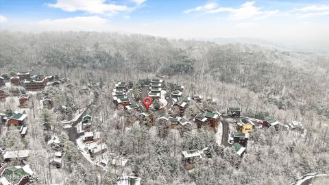 Tiny photo for 826 Great Smoky Way, Gatlinburg, TN 37738 (MLS # 1329417)