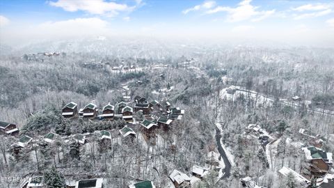 Tiny photo for 826 Great Smoky Way, Gatlinburg, TN 37738 (MLS # 1329417)