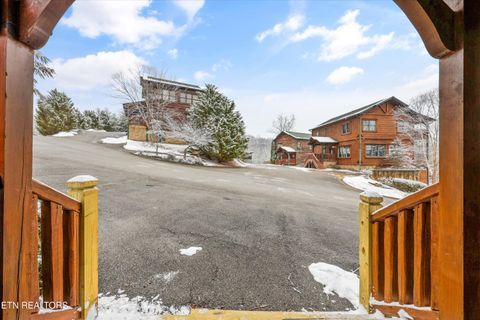 Tiny photo for 826 Great Smoky Way, Gatlinburg, TN 37738 (MLS # 1329417)