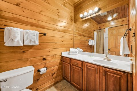 Tiny photo for 826 Great Smoky Way, Gatlinburg, TN 37738 (MLS # 1329417)