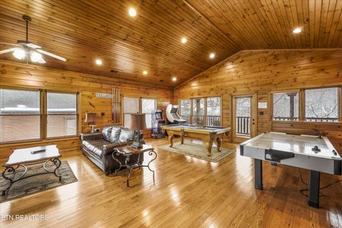 Tiny photo for 826 Great Smoky Way, Gatlinburg, TN 37738 (MLS # 1329417)