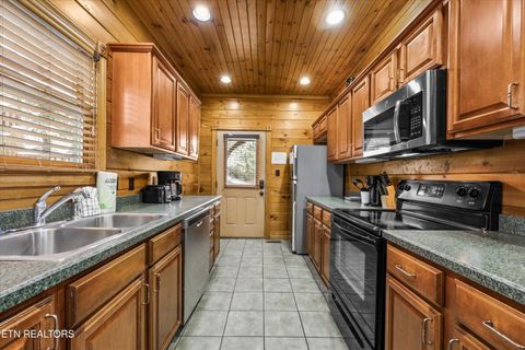 Tiny photo for 826 Great Smoky Way, Gatlinburg, TN 37738 (MLS # 1329417)