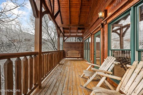 Tiny photo for 826 Great Smoky Way, Gatlinburg, TN 37738 (MLS # 1329417)