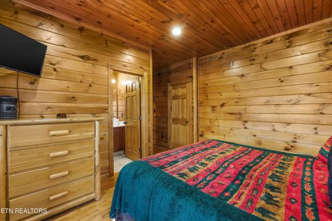 Tiny photo for 826 Great Smoky Way, Gatlinburg, TN 37738 (MLS # 1329417)