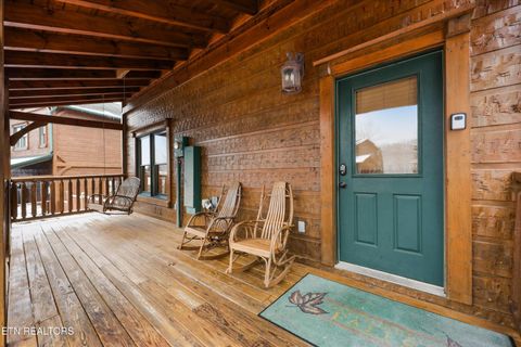 Tiny photo for 826 Great Smoky Way, Gatlinburg, TN 37738 (MLS # 1329417)