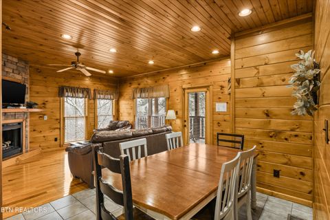 Tiny photo for 826 Great Smoky Way, Gatlinburg, TN 37738 (MLS # 1329417)