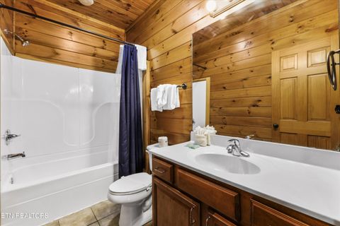 Tiny photo for 826 Great Smoky Way, Gatlinburg, TN 37738 (MLS # 1329417)