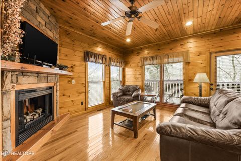 Tiny photo for 826 Great Smoky Way, Gatlinburg, TN 37738 (MLS # 1329417)