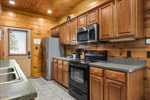 Tiny photo for 826 Great Smoky Way, Gatlinburg, TN 37738 (MLS # 1329417)
