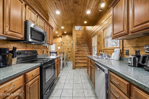 Tiny photo for 826 Great Smoky Way, Gatlinburg, TN 37738 (MLS # 1329417)