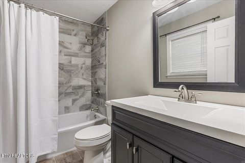 Tiny photo for 1217 Cedar Lane, Etowah, TN 37331 (MLS # 1347104)