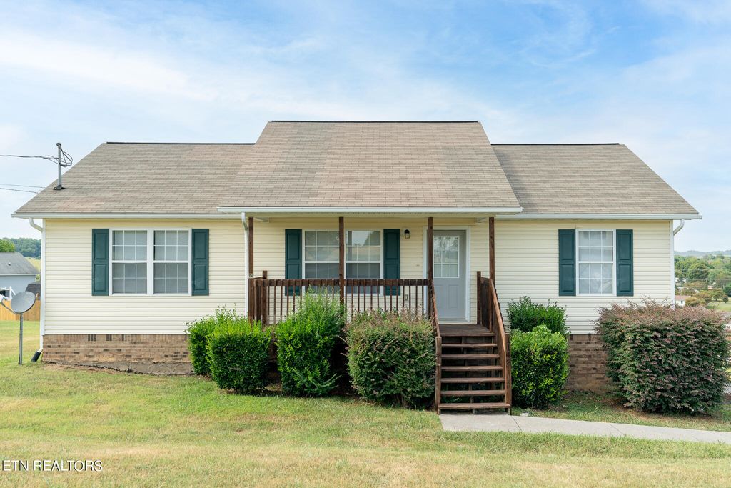 Photo of 1148 Barker Drive, White Pine, TN 37890 (MLS # 1275508)