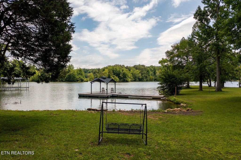 Photo of 577 Scenic Lakeview Drive, Spring City, TN 37381 (MLS # 1265784)