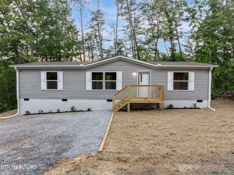 1527 Black Oak Drive Sevierville TN 37876